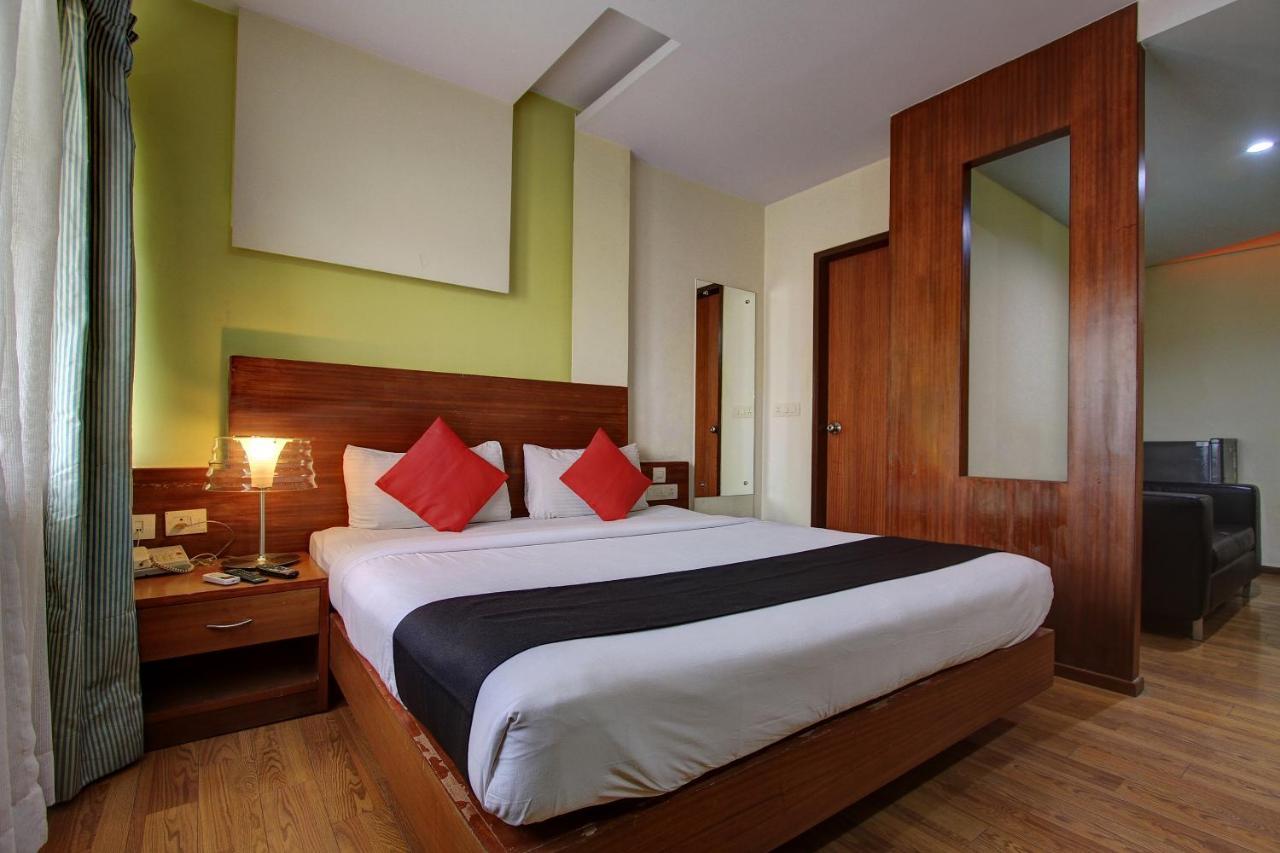 Capital O 80566 Hotel Mayank Bilāspur Exteriér fotografie